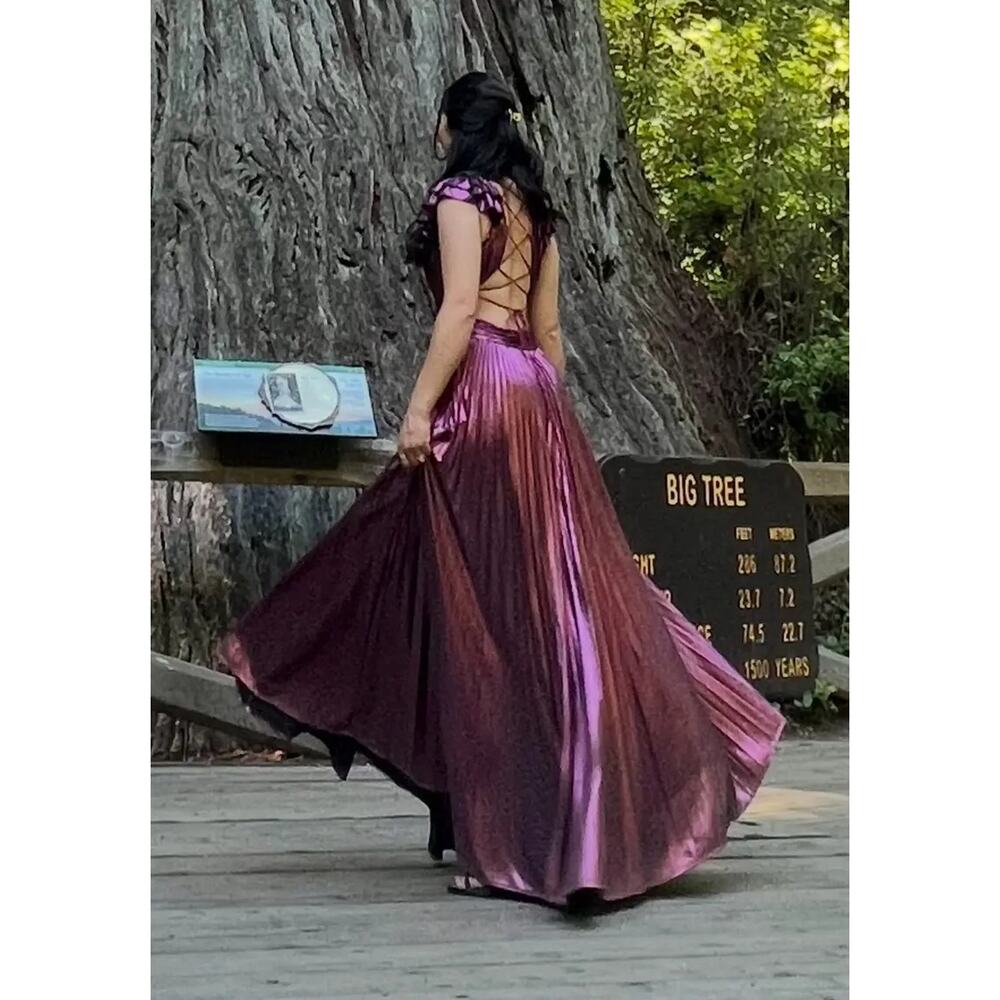 Ieena for Mac Duggal Ruffle Sleeve Metallic Gown Pleated Lace-Up Back Dress 12 - Picture 2 of 15